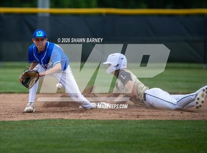 Thumbnail 2 in Tipton vs. Lapel Class 2A Sectional 39 Final photogallery.