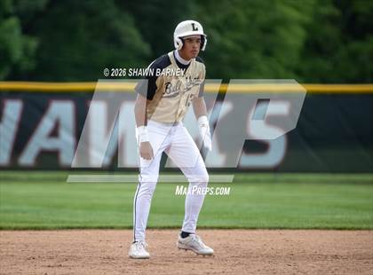 Thumbnail 1 in Tipton vs. Lapel Class 2A Sectional 39 Final photogallery.