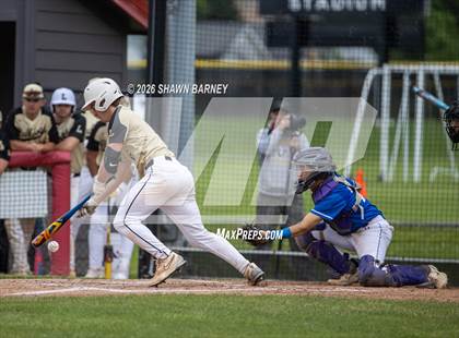 Thumbnail 3 in Tipton vs. Lapel Class 2A Sectional 39 Final photogallery.