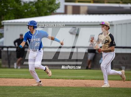 Thumbnail 2 in Tipton vs. Lapel Class 2A Sectional 39 Final photogallery.