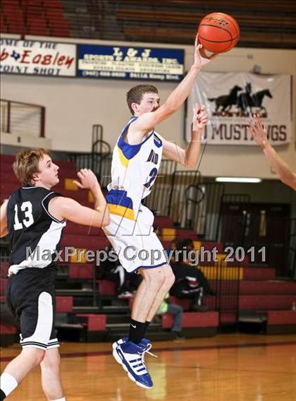 Thumbnail 3 in Dodd City vs. Wichita Falls (Fantasy of Lights) photogallery.