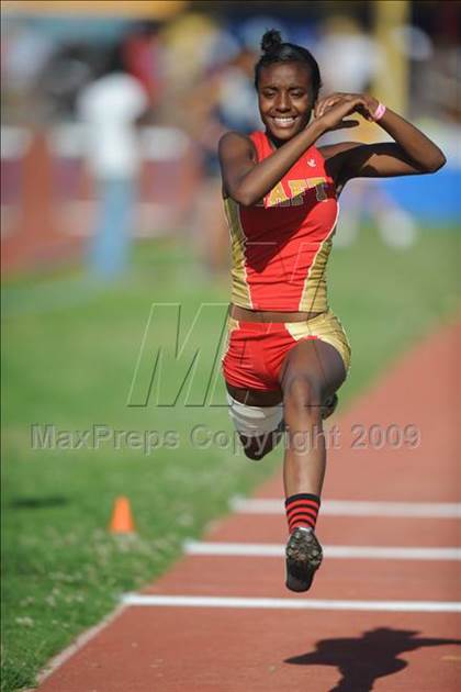 Thumbnail 2 in CIF LA City Section Preliminaries photogallery.