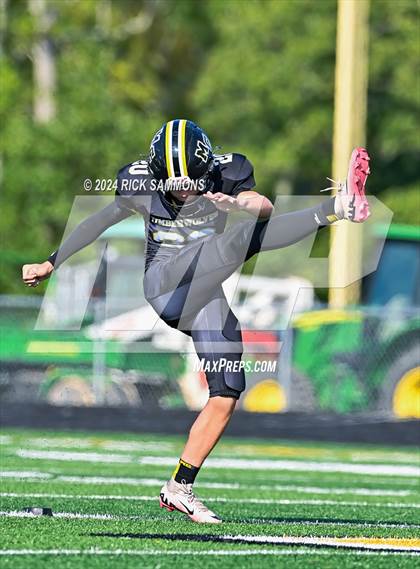 Thumbnail 3 in Cardinal Gibbons @ Montgomery Central photogallery.