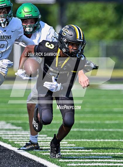 Thumbnail 2 in Cardinal Gibbons @ Montgomery Central photogallery.