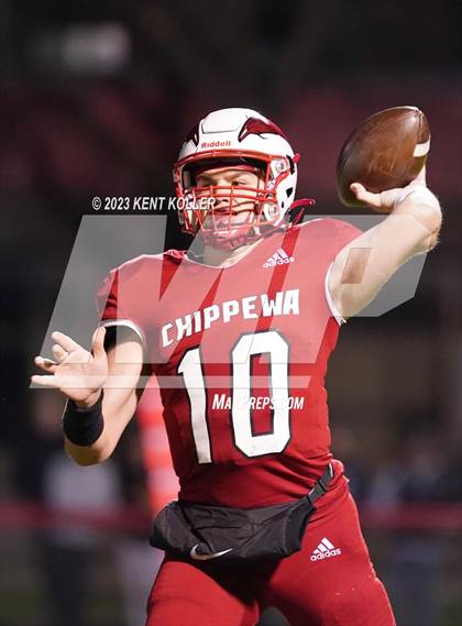 Thumbnail 2 in Dakota @ Chippewa Valley photogallery.