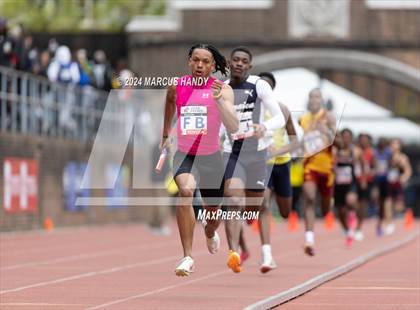 Thumbnail 3 in Penn Relays (4 X 400 Meter) photogallery.