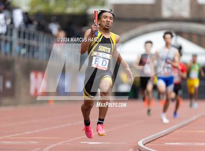 Thumbnail 1 in Penn Relays (4 X 400 Meter) photogallery.