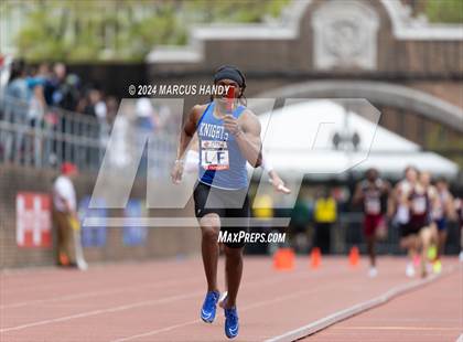 Thumbnail 3 in Penn Relays (4 X 400 Meter) photogallery.