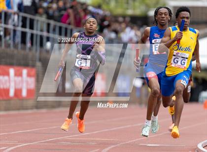 Thumbnail 1 in Penn Relays (4 X 400 Meter) photogallery.