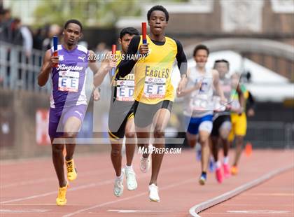 Thumbnail 2 in Penn Relays (4 X 400 Meter) photogallery.
