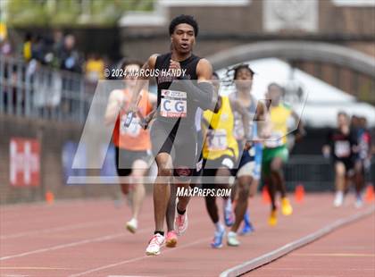Thumbnail 2 in Penn Relays (4 X 400 Meter) photogallery.