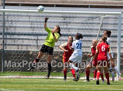 Thumbnail 3 in Oakdale vs. Sierra (CIF SJS D4 Final) photogallery.