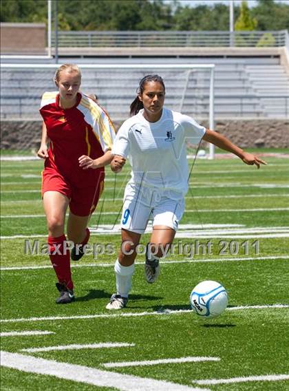 Thumbnail 3 in Oakdale vs. Sierra (CIF SJS D4 Final) photogallery.