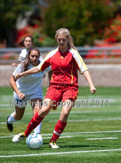 Thumbnail 3 in Oakdale vs. Sierra (CIF SJS D4 Final) photogallery.