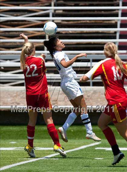 Thumbnail 1 in Oakdale vs. Sierra (CIF SJS D4 Final) photogallery.