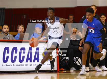 Thumbnail 1 in Bishop Gorman vs. San Gabriel Academy (SoCal-Vegas Showdown) photogallery.