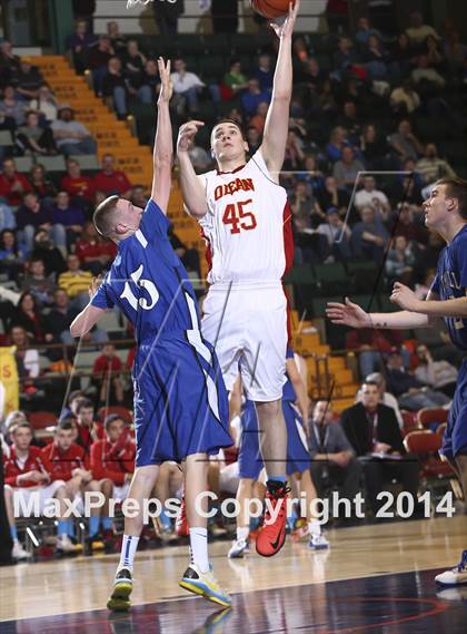 Thumbnail 2 in Olean vs. Westhill (NYSPHSAA Class B Final) photogallery.