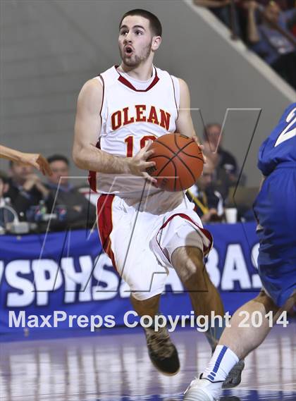 Thumbnail 2 in Olean vs. Westhill (NYSPHSAA Class B Final) photogallery.