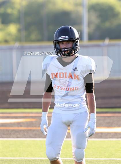 Thumbnail 1 in Grand Saline vs Van photogallery.