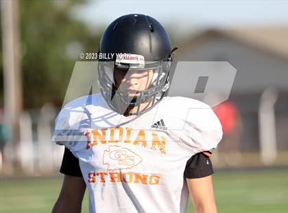Thumbnail 1 in Grand Saline vs Van photogallery.