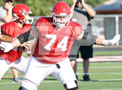 Thumbnail 2 in Grand Saline vs Van photogallery.