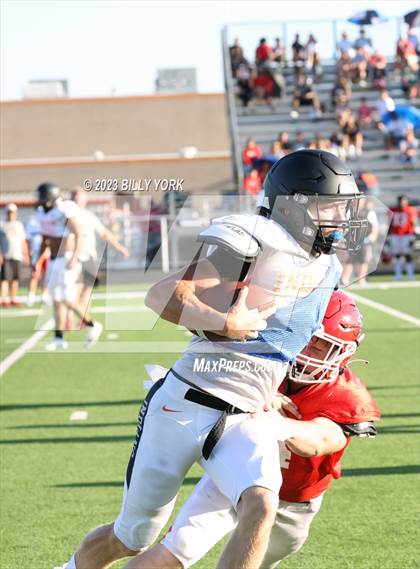 Thumbnail 1 in Grand Saline vs Van photogallery.