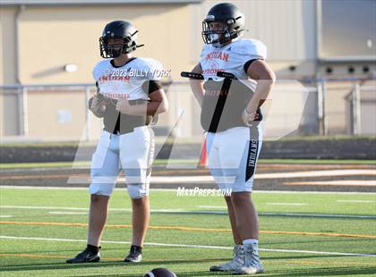 Thumbnail 1 in Grand Saline vs Van photogallery.
