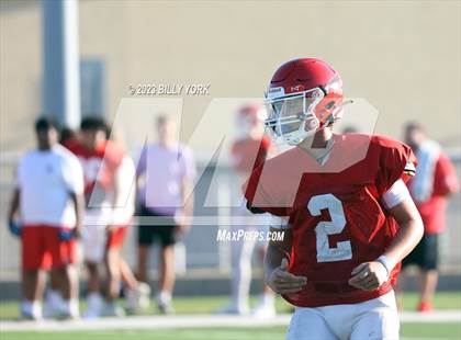 Thumbnail 2 in Grand Saline vs Van photogallery.