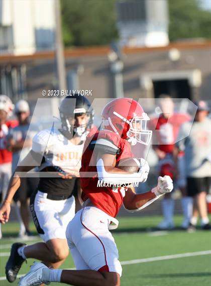 Thumbnail 2 in Grand Saline vs Van photogallery.