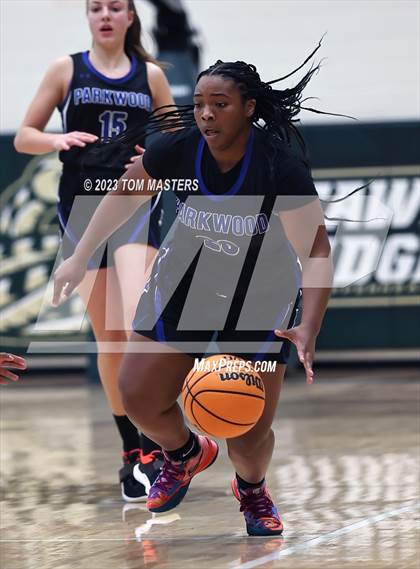 Thumbnail 1 in Parkwood vs. Rock Hill photogallery.