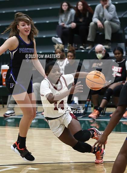 Thumbnail 2 in Parkwood vs. Rock Hill photogallery.