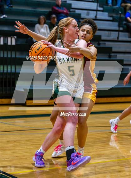 Thumbnail 3 in Langley @ Oakton (VHSL Class 6 Region D Final) photogallery.