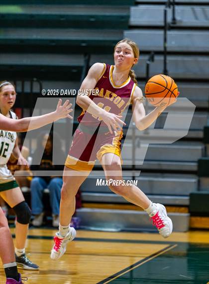 Thumbnail 3 in Langley @ Oakton (VHSL Class 6 Region D Final) photogallery.