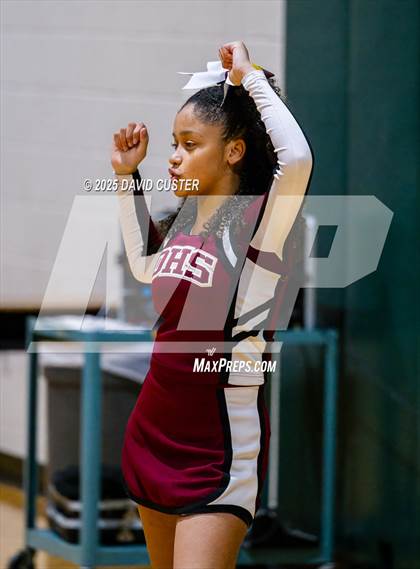 Thumbnail 1 in Langley @ Oakton (VHSL Class 6 Region D Final) photogallery.