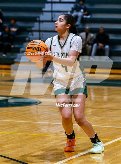 Thumbnail 2 in Langley @ Oakton (VHSL Class 6 Region D Final) photogallery.