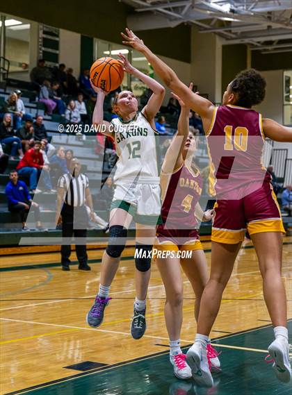 Thumbnail 3 in Langley @ Oakton (VHSL Class 6 Region D Final) photogallery.