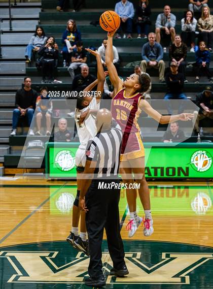 Thumbnail 1 in Langley @ Oakton (VHSL Class 6 Region D Final) photogallery.