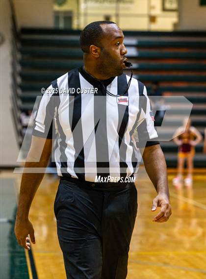 Thumbnail 2 in Langley @ Oakton (VHSL Class 6 Region D Final) photogallery.