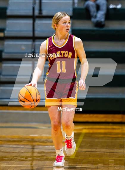 Thumbnail 2 in Langley @ Oakton (VHSL Class 6 Region D Final) photogallery.