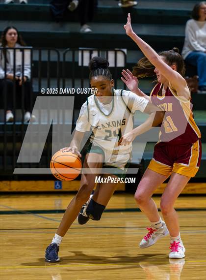 Thumbnail 2 in Langley @ Oakton (VHSL Class 6 Region D Final) photogallery.