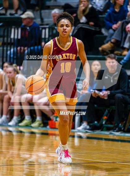 Thumbnail 3 in Langley @ Oakton (VHSL Class 6 Region D Final) photogallery.