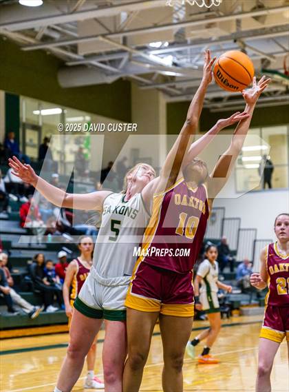 Thumbnail 3 in Langley @ Oakton (VHSL Class 6 Region D Final) photogallery.