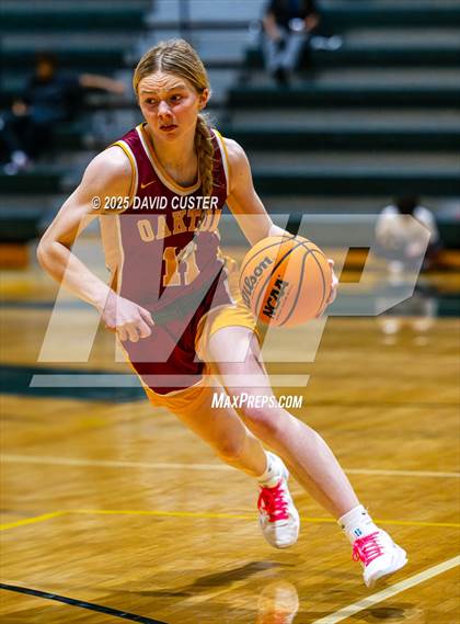 Thumbnail 3 in Langley @ Oakton (VHSL Class 6 Region D Final) photogallery.