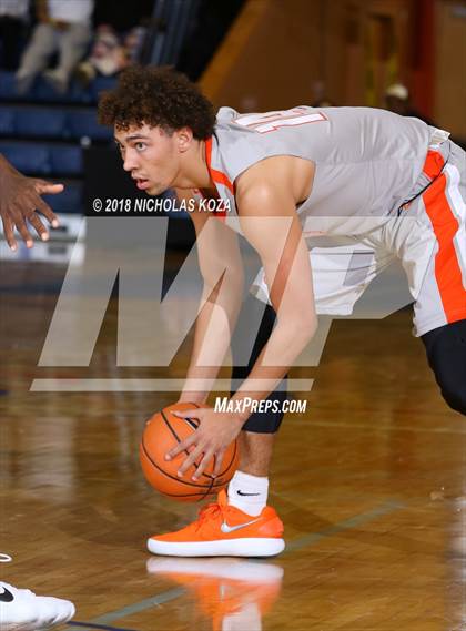 Thumbnail 2 in  Bishop Gorman vs. Salesian (Tarkanian Classic) photogallery.