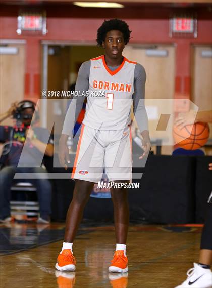Thumbnail 2 in  Bishop Gorman vs. Salesian (Tarkanian Classic) photogallery.