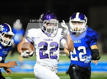 Thumbnail 3 in Petaluma @ Analy photogallery.