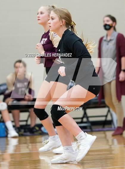 Thumbnail 1 in Magnolia West @ College Station (Freshman B Teams) photogallery.