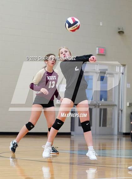 Thumbnail 1 in Magnolia West @ College Station (Freshman B Teams) photogallery.