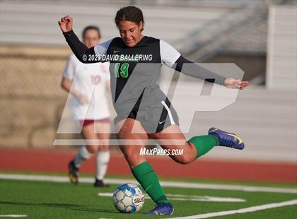 Thumbnail 3 in Benbrook vs. Saginaw (EMS-ISD X-Town Shootout) photogallery.