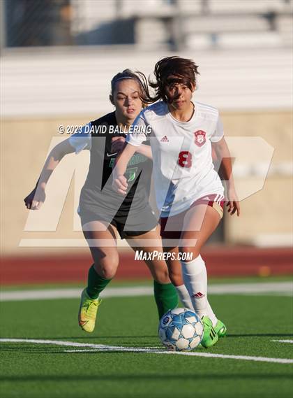 Thumbnail 3 in Benbrook vs. Saginaw (EMS-ISD X-Town Shootout) photogallery.